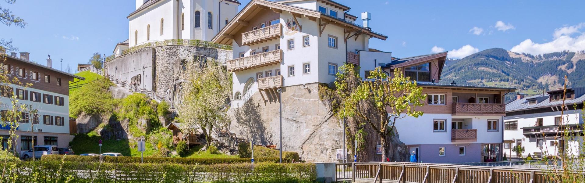 
        Kaprun: Toutes les destinations, conseils & infos pour vos vacances!
       - Interhome