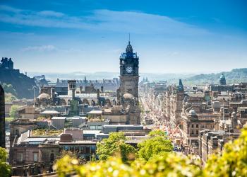 Surround yourself with history in an Edinburgh vacation rental - HomeToGo