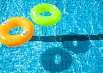 Water Park Vacations in California - HomeToGo