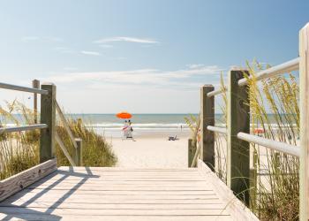 Get your groove on and be charmed by Cherry Grove Beach vacation homes - HomeToGo