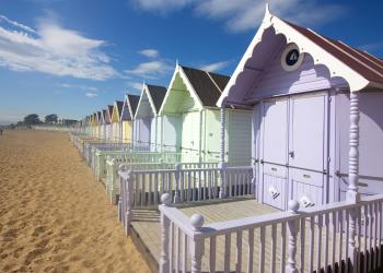 Family beach holidays begin with Ingoldmells holiday homes - HomeToGo
