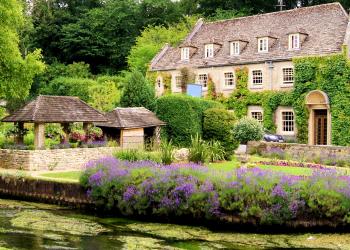 Discover the Cotswolds with a Moreton-in-Marsh holiday letting - HomeToGo