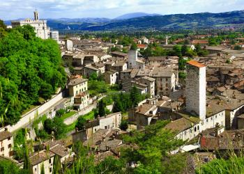 Un appartameto vacanze nell'affascinante località medievale di Gubbio - HomeToGo