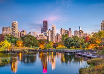 Spend the weekend lake-side in Evanston, Illinois - HomeToGo