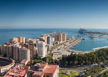 Een vakantiehuis in de prachtige havenstad Málaga - HomeToGo
