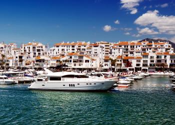 Bo bra i exklusiva Marbella på den spanska solkusten - HomeToGo