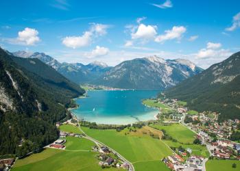 Noclegi w Achensee – tyrolski raj dla małych i dużych amatorów sportu - HomeToGo