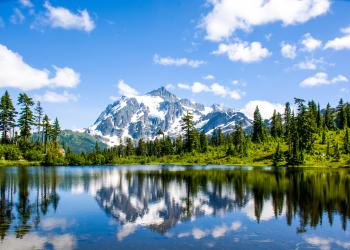 Wilderness adventures with North Cascades National Park vacation homes - HomeToGo