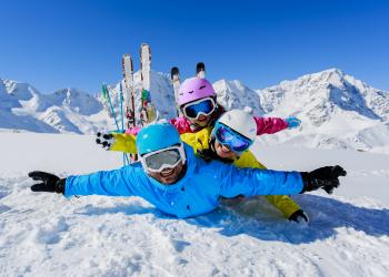 Skiurlaub mit Kindern - HomeToGo