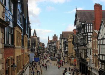 Accommodation & Holiday Cottages in Chester - HomeToGo
