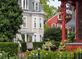 An authentic Rhode Island experience with a vacation rental in Bristol - HomeToGo