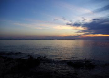 Noclegi w mieście Vir – beztroski relaks na malowniczej wyspie - HomeToGo