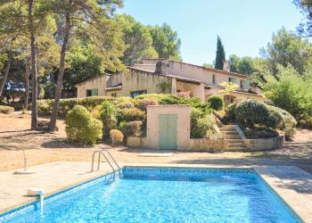Location de Maisons avec Piscine dans le Vaucluse - HomeToGo