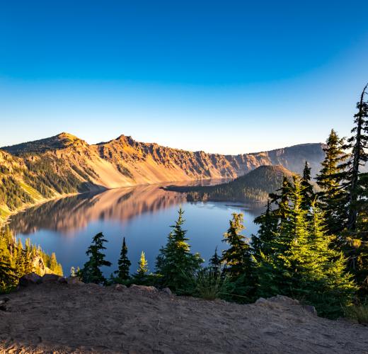 Discover Oregon's natural world with vacation rentals in Camp Sherman - HomeToGo
