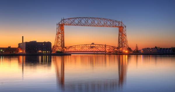 Soak in the splendor of the Great Lakes from a vacation home in Duluth - HomeToGo