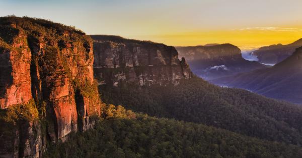Venture into Australia's Blue Mountains from your holiday letting - HomeToGo