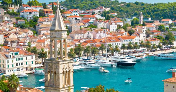 Enjoy a holiday home in the serenity of the Croatian Islands - HomeToGo