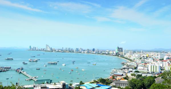 Beautiful holiday lettings in Pattaya with sea views - HomeToGo