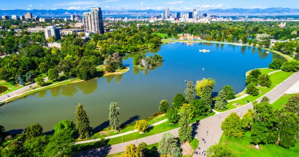 Explore the best of Denver from suburban vacation homes in Littleton - HomeToGo
