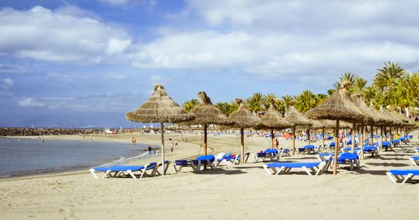 Relax at a holiday cottage in sunny Playa de las Américas - HomeToGo