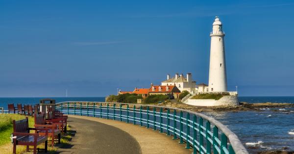 Book a holiday letting in Whitley Bay for sea air and English heritage - HomeToGo