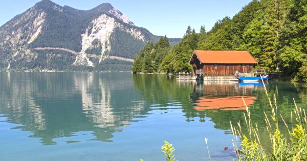 Filmreife Kulisse Vor Deiner Ferienwohnung Am Walchensee - HomeToGo