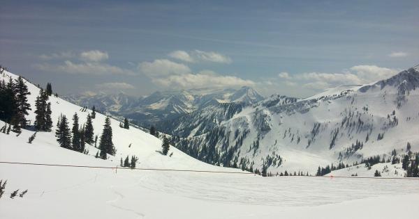 Superb skiing and more with your Alta vacation home - HomeToGo