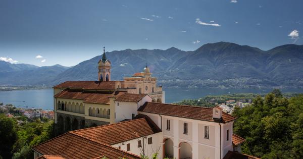 Case vacanza a Orselina, le vostre ferie nel Canton Ticino - HomeToGo
