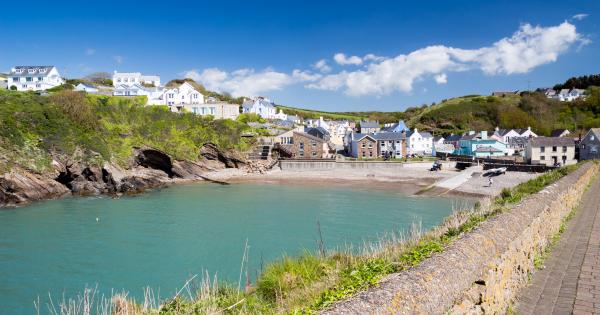 Discover rugged Welsh beauty with a South Wales vacation home - HomeToGo