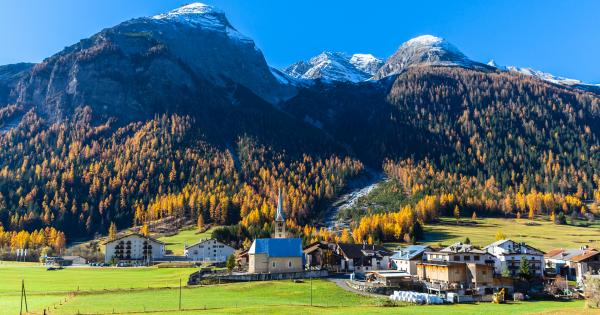 Stolze Berge und Engadiner Flair: eine Ferienwohnung in Bergün - HomeToGo