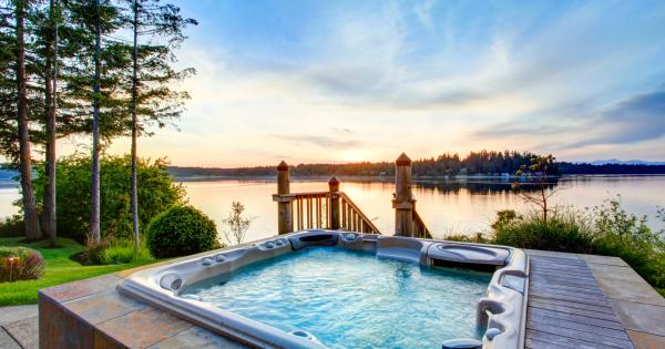 Your Dream Waterfront Getaway with Lake Muskoka Cottage Rentals - HomeToGo