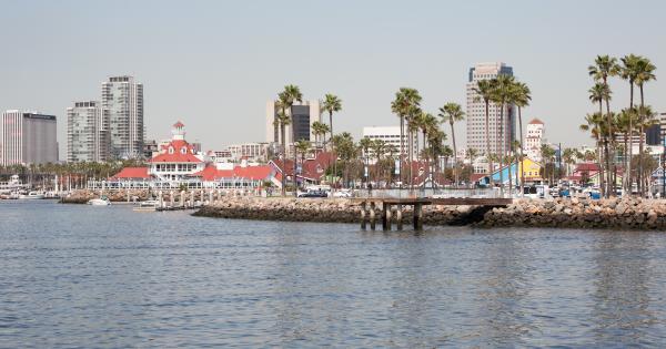Feel the rhythm of California's Long Beach with seaside vacation homes - HomeToGo