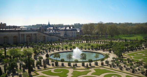 Hôtels et locations de vacances proche du château de Versailles - HomeToGo