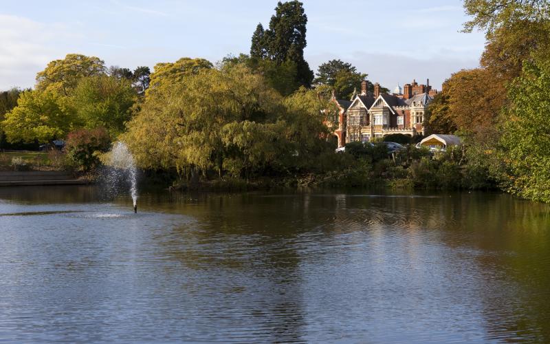 Holiday cottages in the charming town of Buckingham - HomeToGo