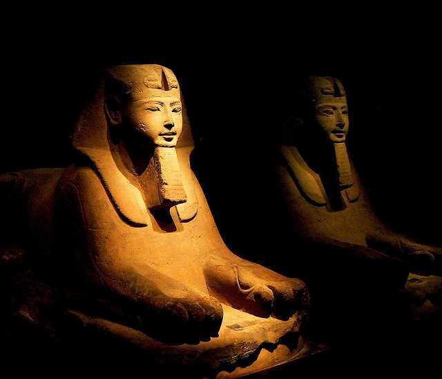 Statue nel Museo Egizio