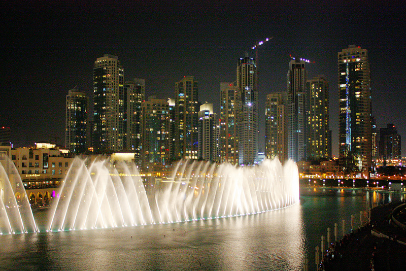 Spectacular Dubai Fountain. Photo via FlickrCC.