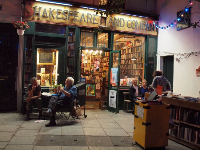 Shakespeare and Co bookstore Paris
