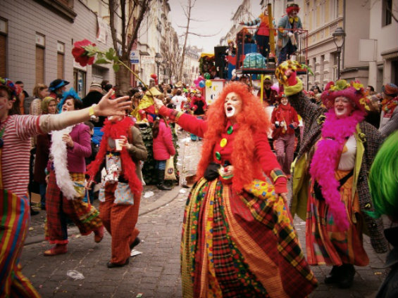 Alaaf, Helau and Narri Narro - Carnival in  Germany