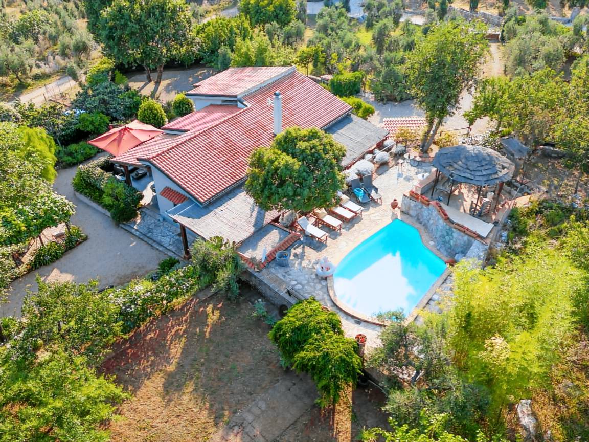 Casa a Itri con giardino, piscina e barbecue + vista panoramica