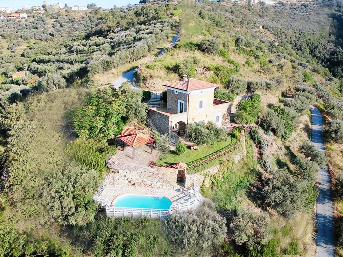 Haus mit privatem Pool und herrlicher Aussicht