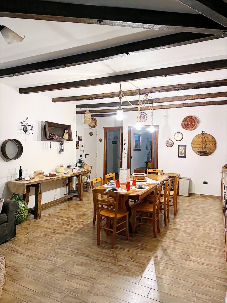 Accogliente Appartamento con Giardino e WiFi Gratuito Liguorini House