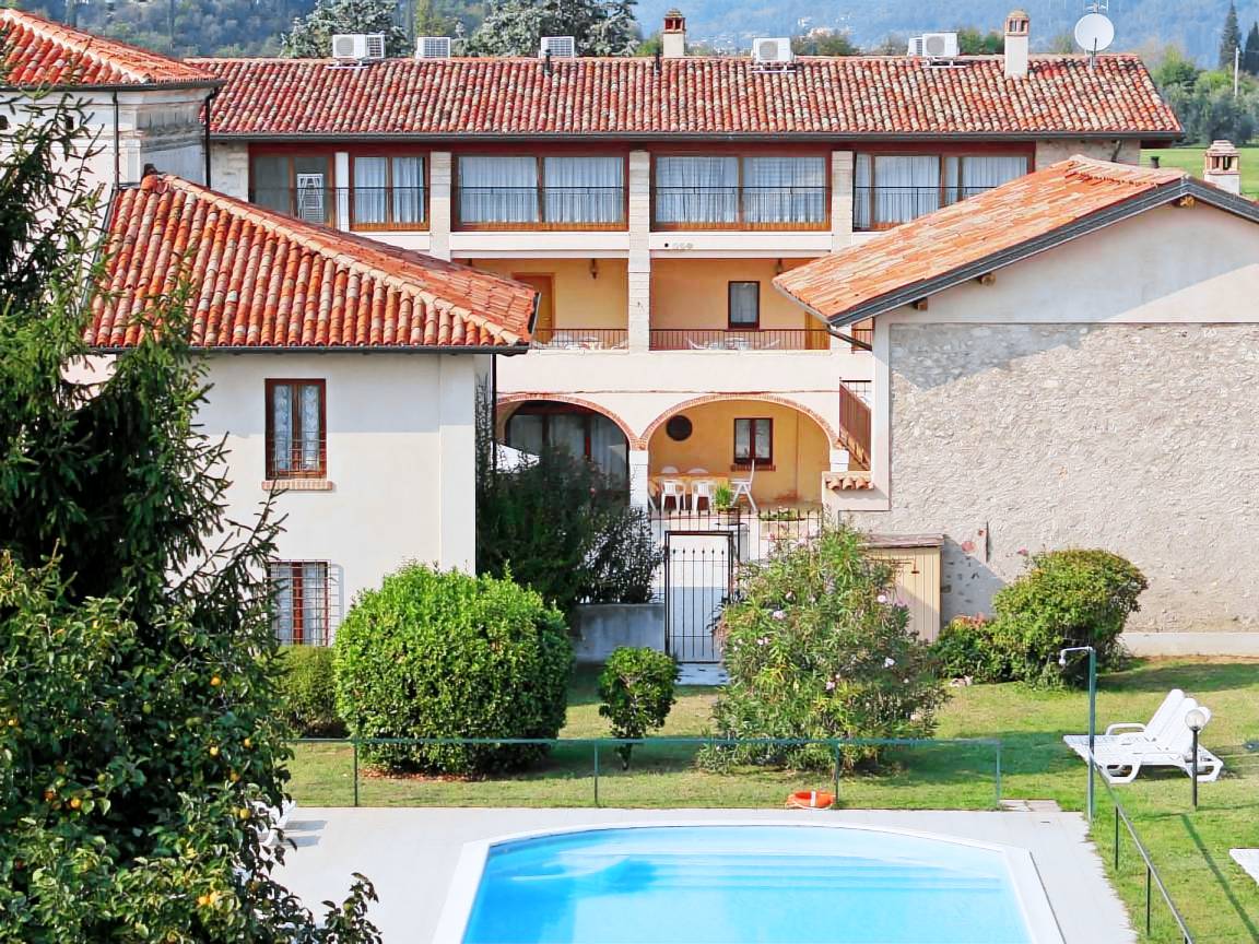 Appartamento a Puegnago Sul Garda con giardino e terrazza