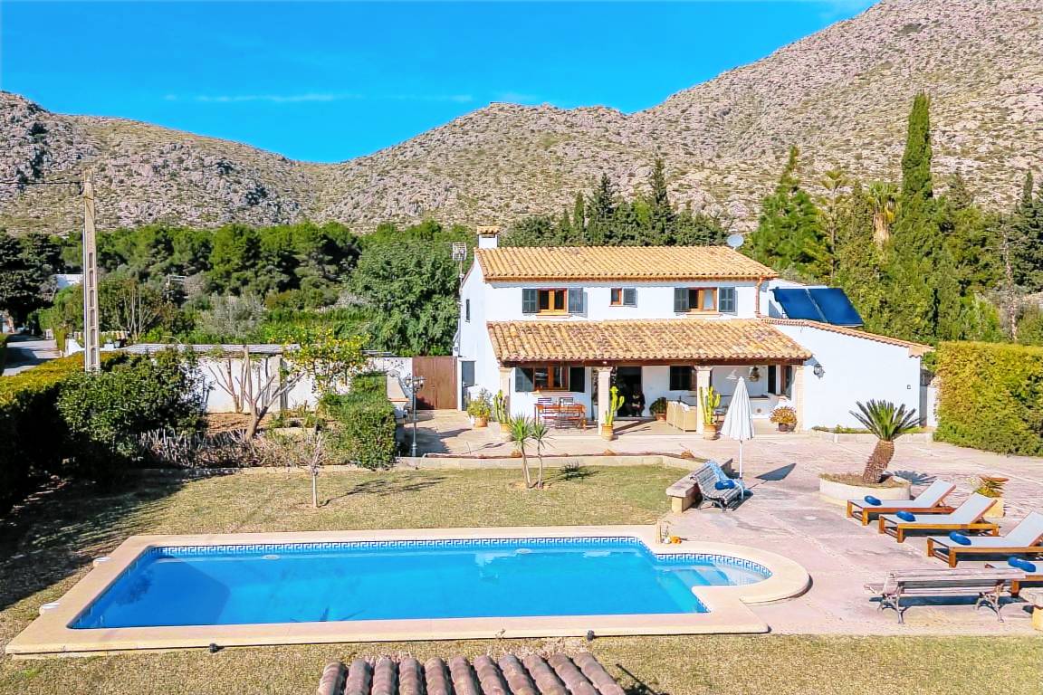 Hauptansicht vom Villa: Villa Joana Aina by home villas 360