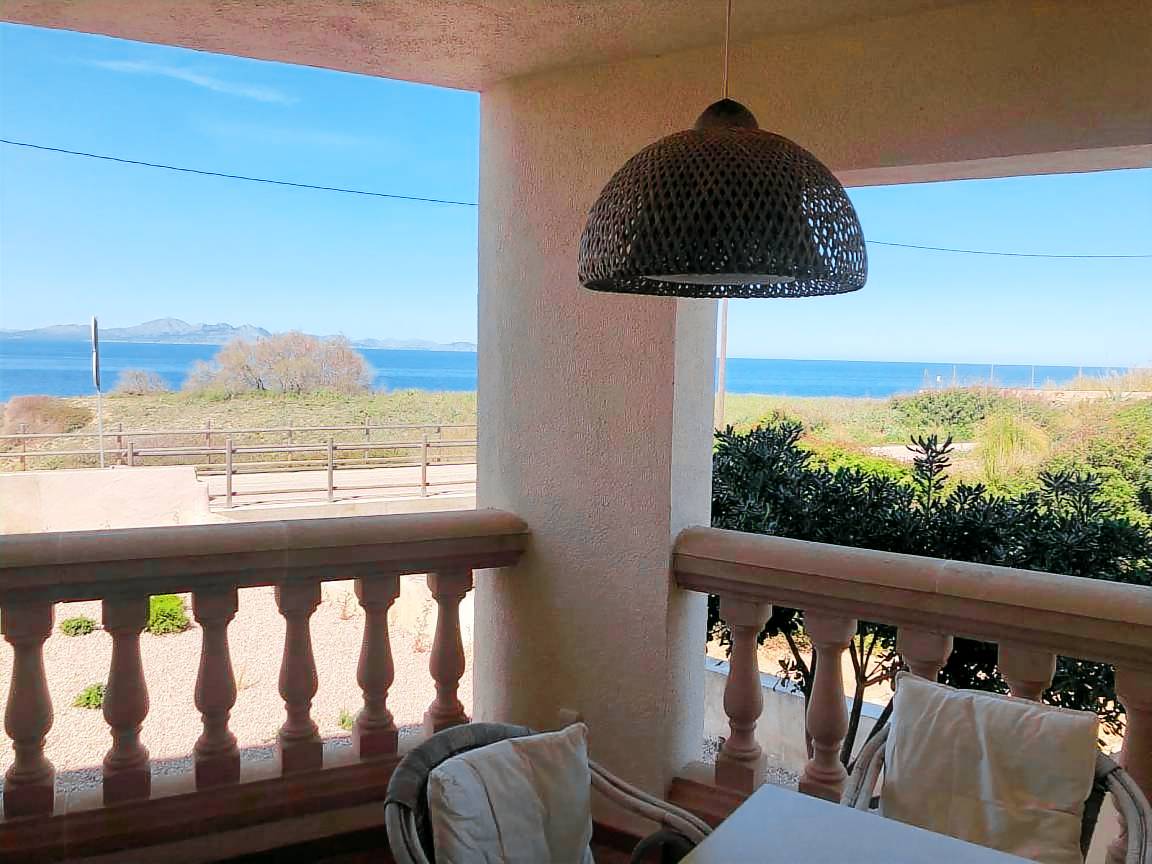 Hauptansicht vom Ferienwohnung: Acogedor Apartamento con Vistas al Mar y Montaña