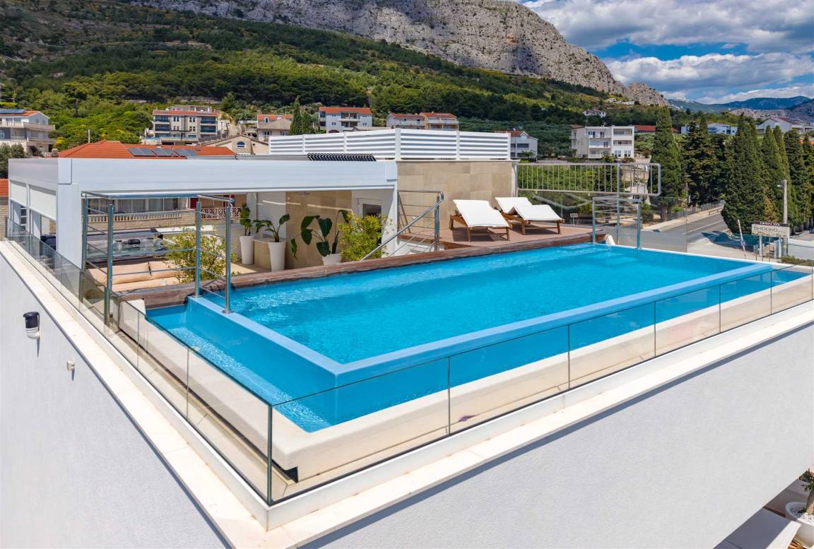 250 M² Villa ∙ 4 Chambres ∙ 8 Personnes - Omiš