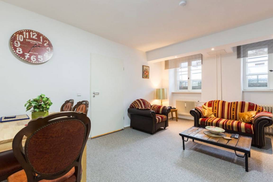 80 M² Apartment ∙ 1 Bedroom ∙ 5 Guests - Kreuzberg