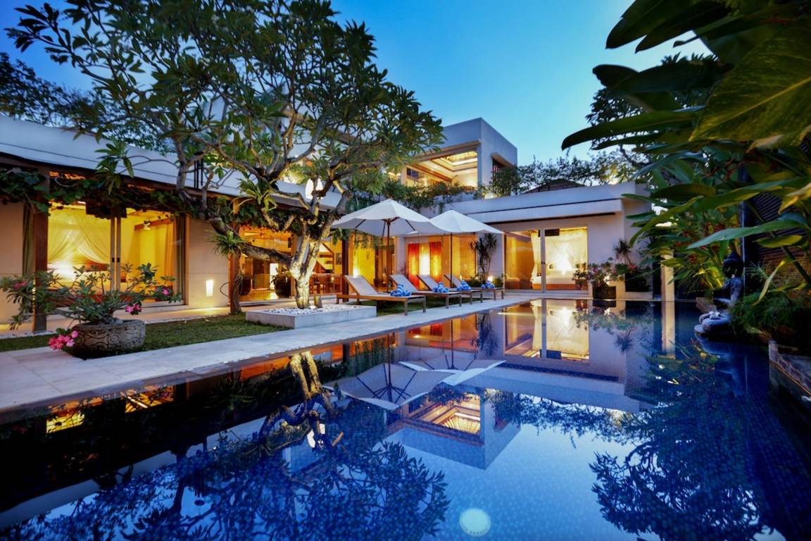 Apartment ∙ 7 Bedrooms ∙ 17 Guests - Jimbaran
