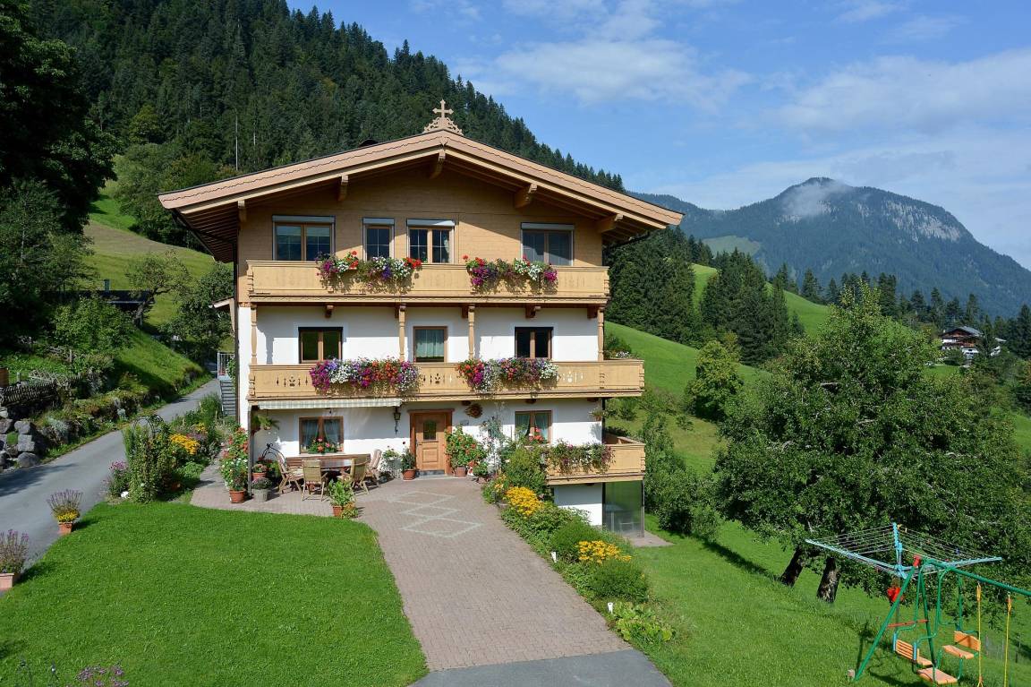 45 M² Ferienwohnung ∙ 1 Schlafzimmer ∙ 2 Gäste - Söll