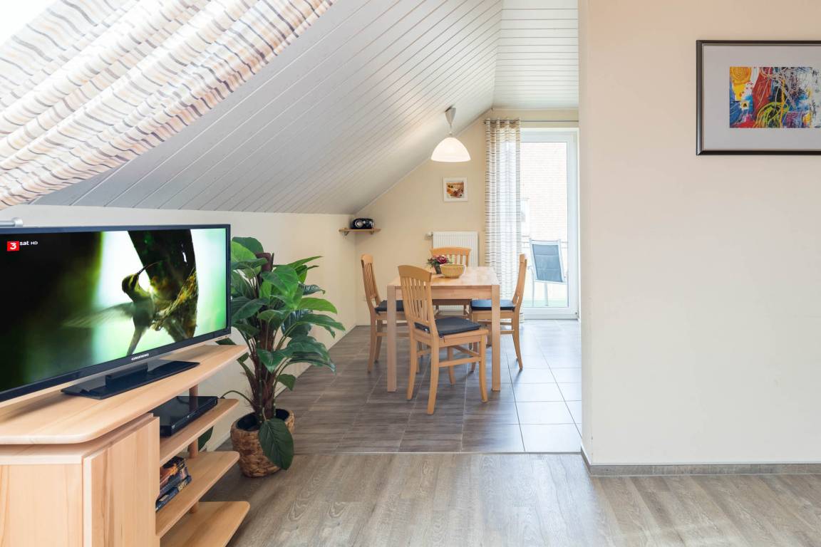 75 m² Ferienwohnung ∙ 2 Schlafzimmer ∙ 4 Gäste – Bild 4