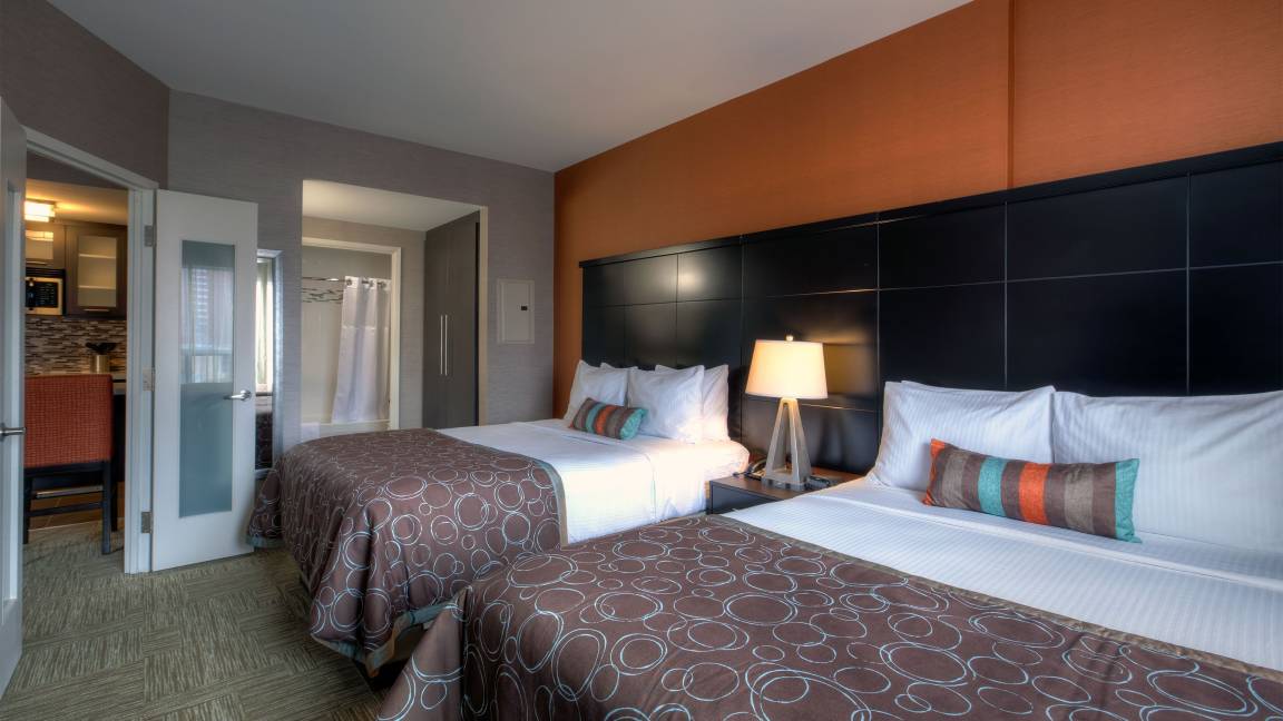 Hotel ∙ 1 Bedroom ∙ 5 Guests - Hamilton